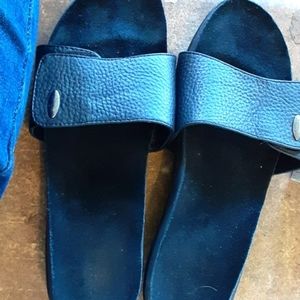 Bandals Sandles size 8,9